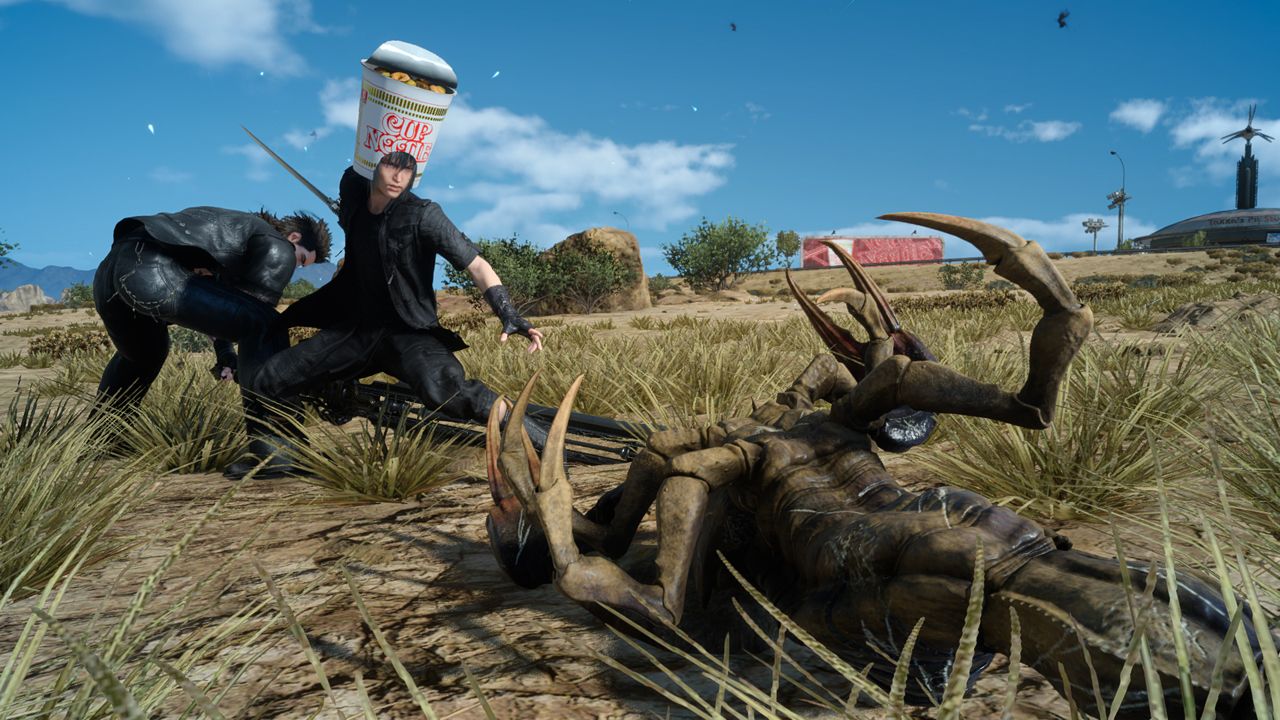 final-fantasy-noctis-cup-noodles-helmet-free-dlc