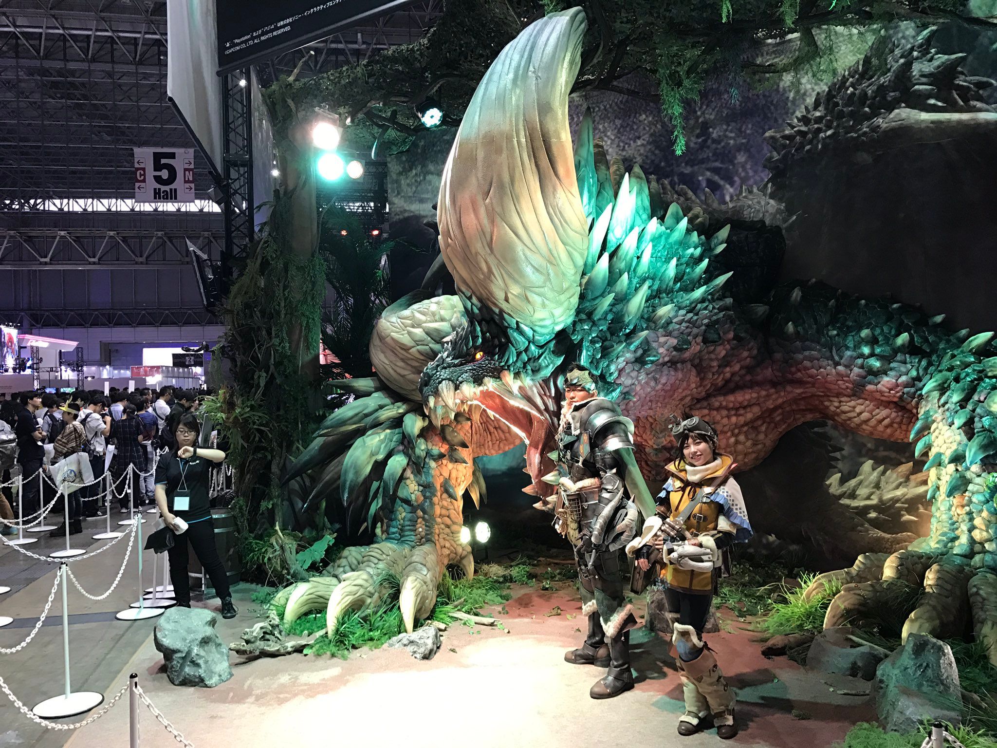 monster-hunter-world-ps4-gameplay-barroth-tgs-2017