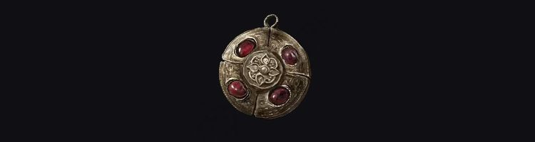 Crimson Amber Medallion elden ring